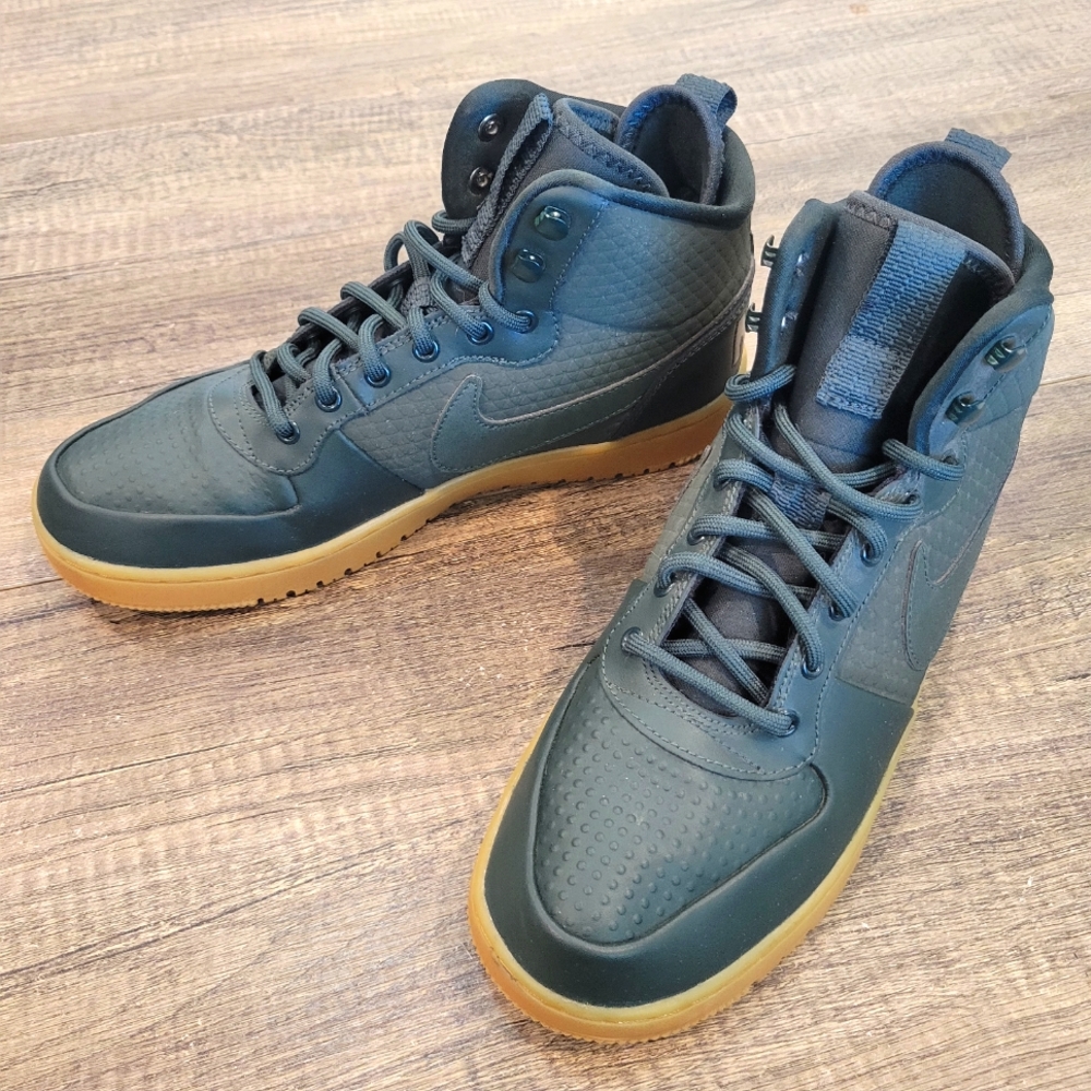 Nike Court Borough Mid Winter Mens High Top